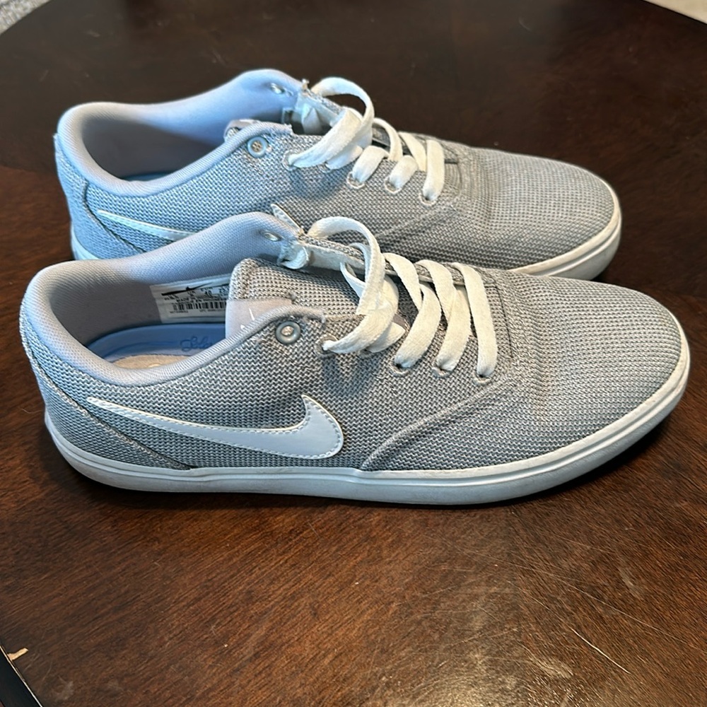 Nike SB Check, size 8.5, gray and white sneaker